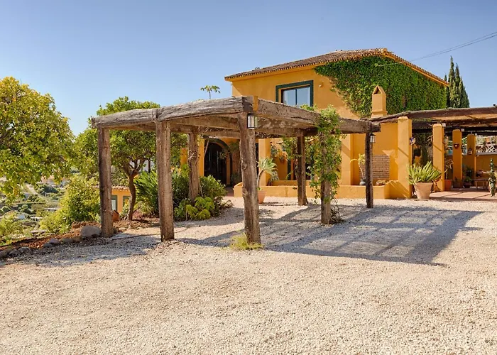 Chalet: Hanami Finca Cumbres Borrascosas